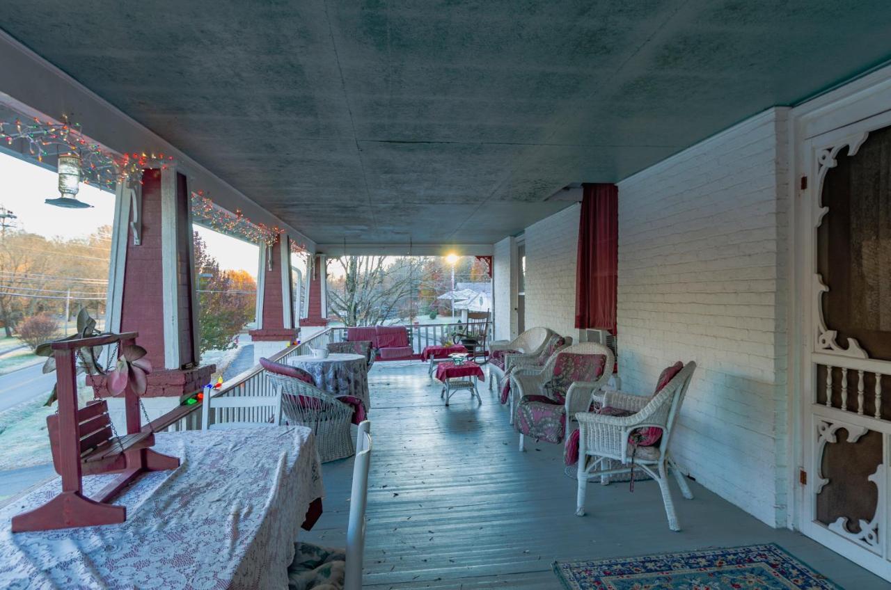 Armour'S Hotel & Spa Red Boiling Springs Ngoại thất bức ảnh